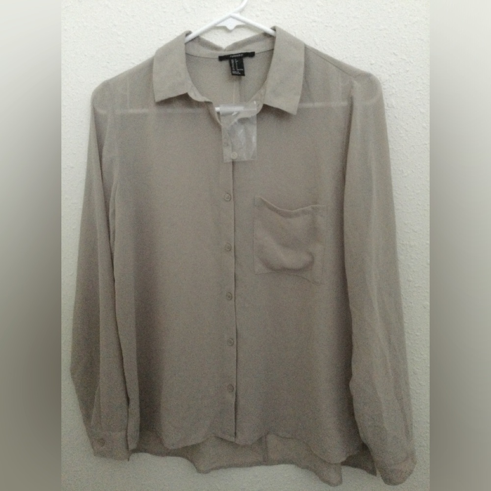 NWOT Forever21 Sheer Button Up Blouse